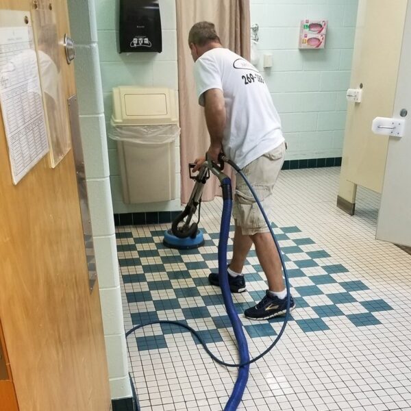 bathroom-clean-2-min